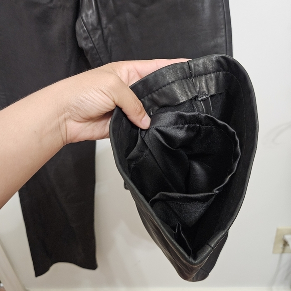 DKNY Vintage Y2K 100% Leather Straight Leg Pants Size 10 - Picture 5 of 10